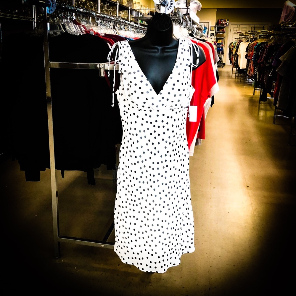 Breaking loose white dress with black polka dots
